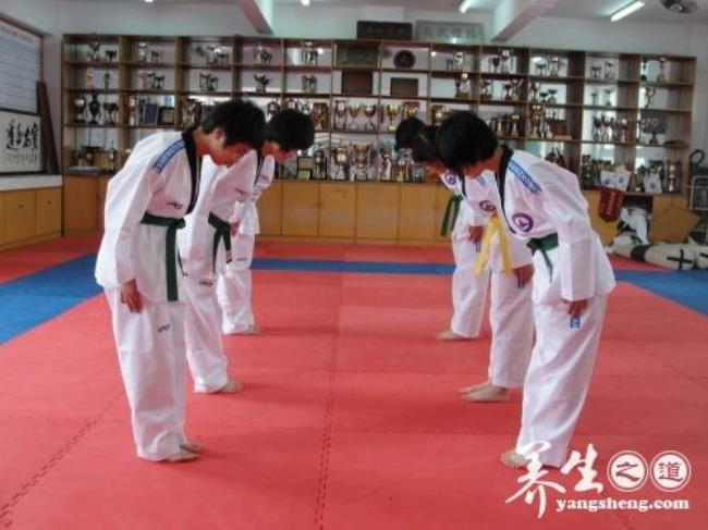 刚学跆拳道最基本的是什么
