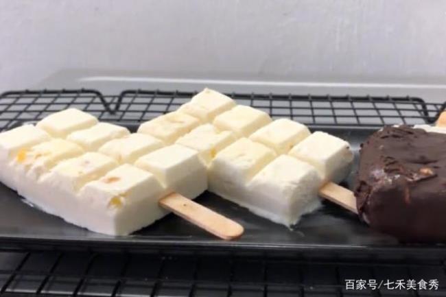 俏俏脆雪糕制作过程