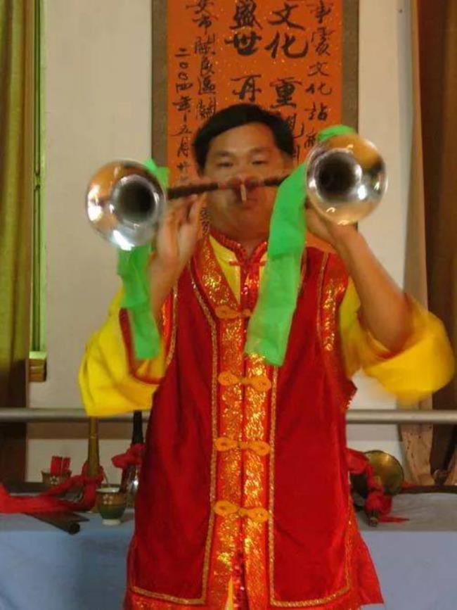 死人吹啥唢呐