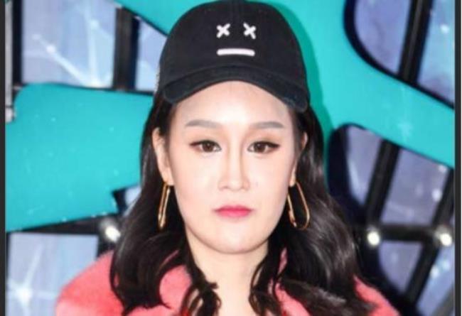 赵本山大女儿是干什么的