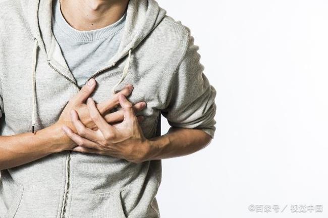 女生揉到自己的胸痛是为什么