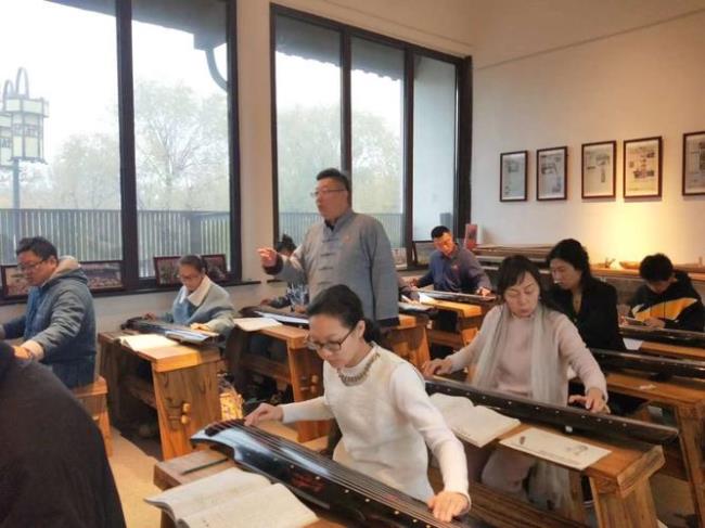学古琴大概多久能学成