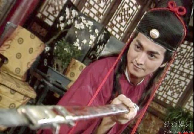 何家劲演过几部包青天都是哪版