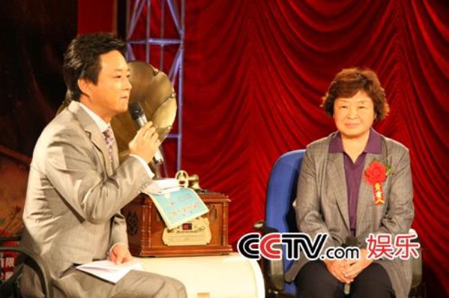 洪湖赤卫队女队长名字