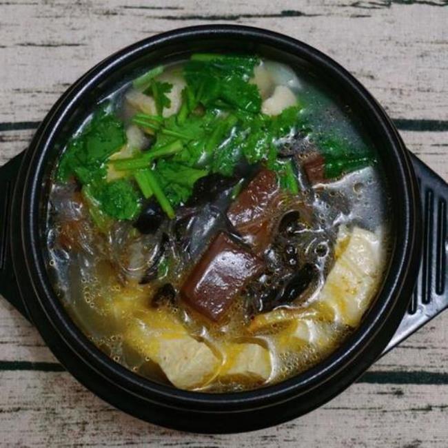鸭血粉丝汤简单正宗做法