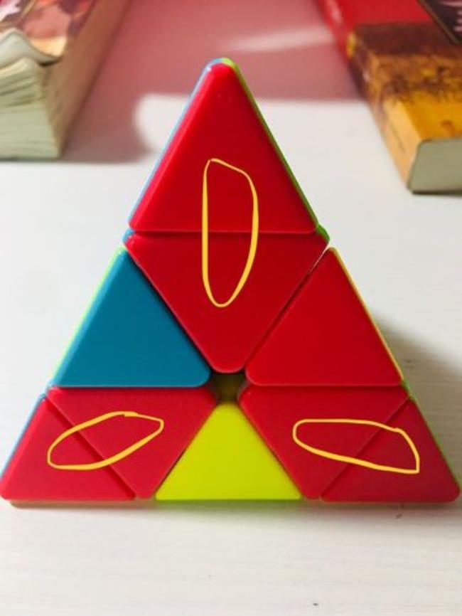 金字塔三阶魔方七步还原法