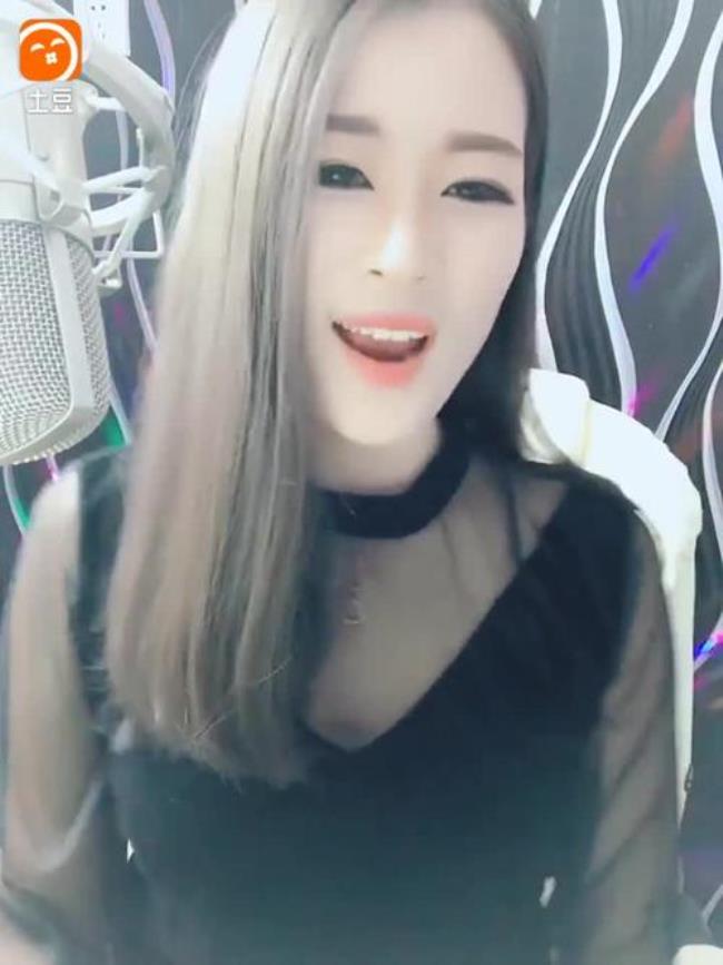 王绎龙电音之王女主角