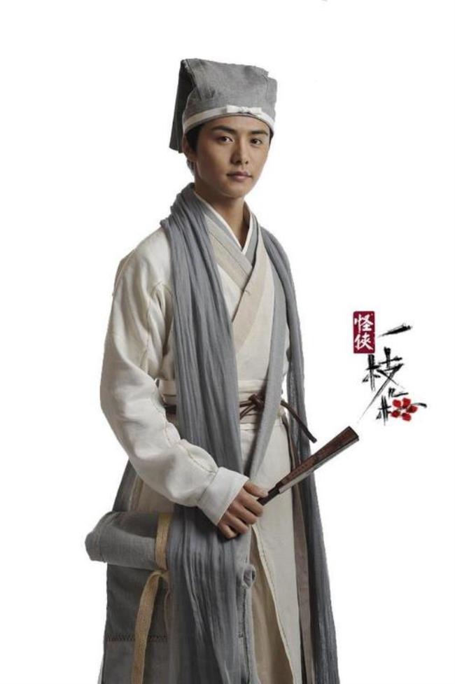 怪侠一枝梅中的贺小梅真名是