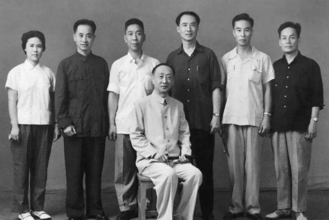张君秋和马连良的辈分