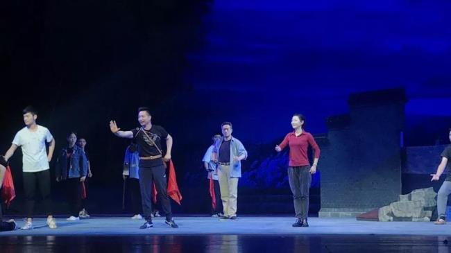 沙家浜风声紧是什么板式