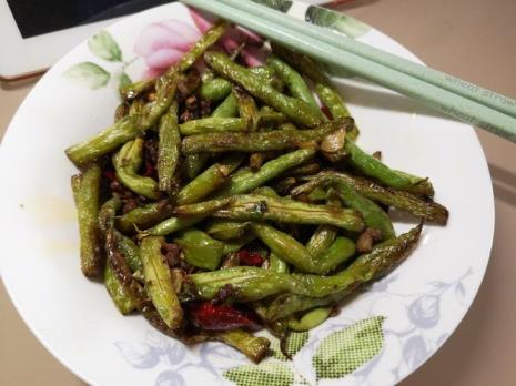 干煸豆角干捞面的做法