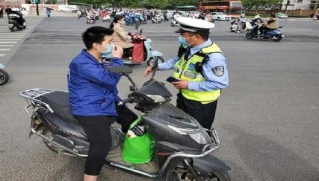 c1能骑电动摩托车吗