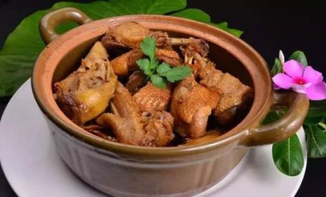 姜母鸭麻油是麻椒油还是芝麻油