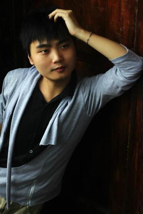 人生路漫漫轻装前行什么意思