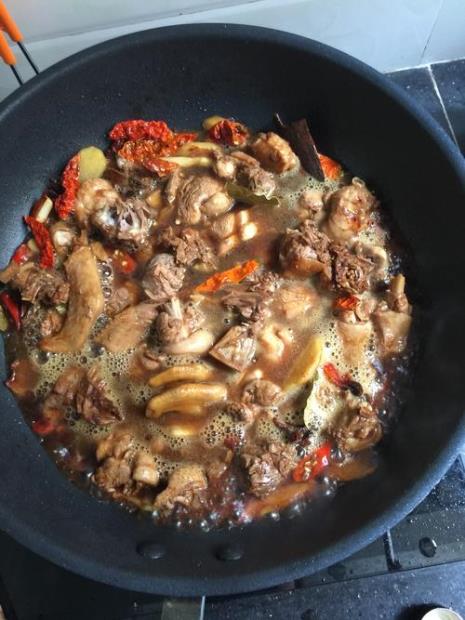 木鱼红烧鸭子怎么做法