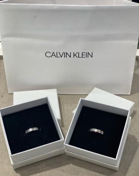 ck情侣对戒为什么卖这么贵