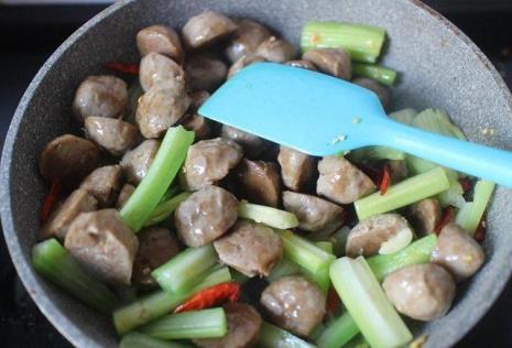 牛肉丸要炒多久