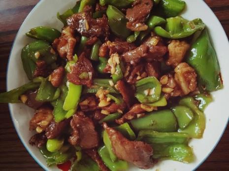 三线辣椒炒肉做法