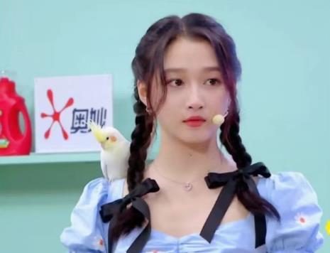 关晓彤的小名是
