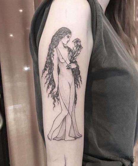 世界上纹身最漂亮的女人