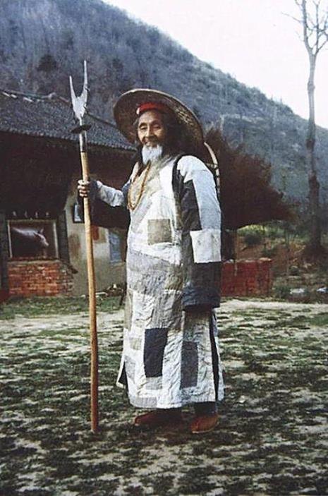 云中子把谁带去终南山修行