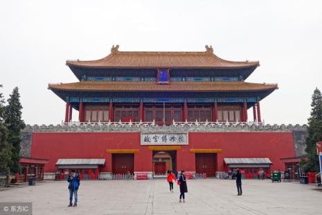 故宫的正门是哪个方向的门