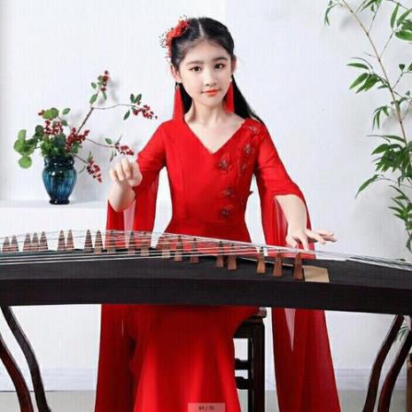 9岁孩子学钢琴还是古筝