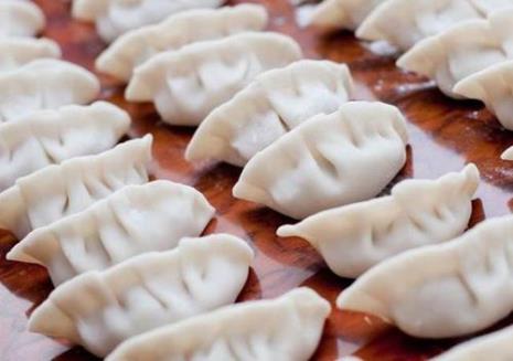 水饺和饺子是一样的吗
