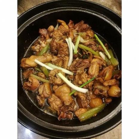 啫啫鸡煲加金针菇做法
