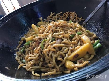 巴盟酸菜焖面正宗做法