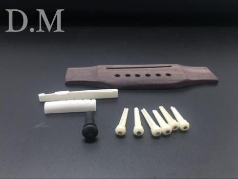 木吉他怎么换下弦枕