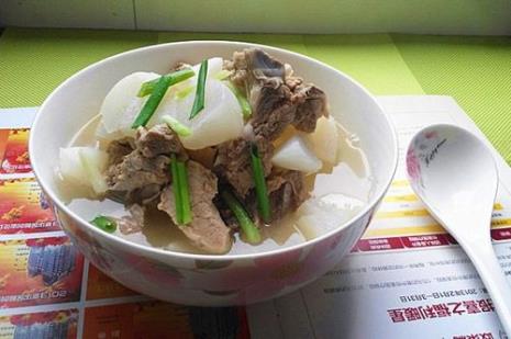 炖萝卜排骨汤最正确的做法
