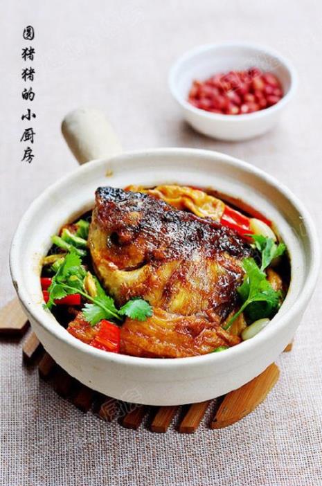 鱼头煲用什么酱