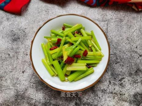 芹菜和柿椒能一起炒吗