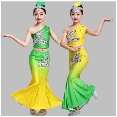 傣族女童服装的特点