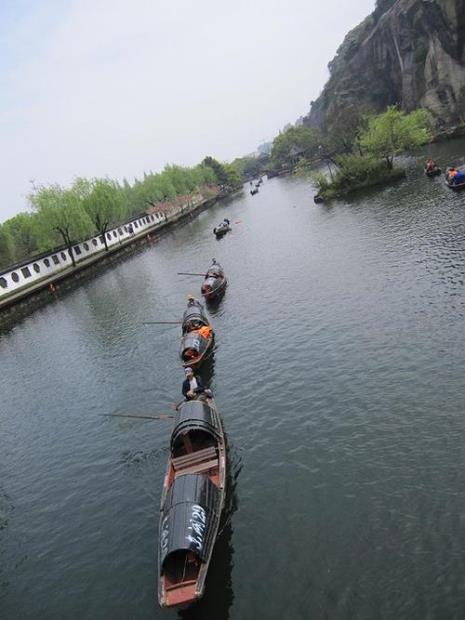 乘船中的所以是什么意思