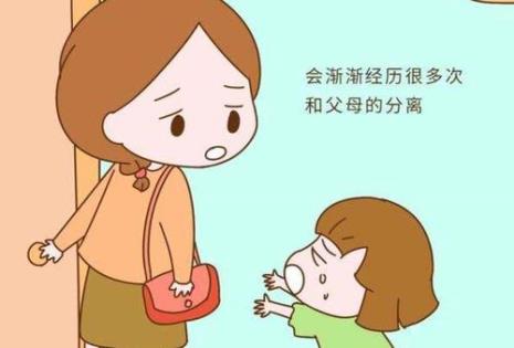 上初中的女儿总是粘妈妈要抱抱