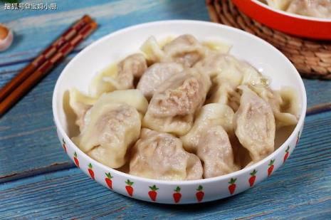 鸡肉馅饺子配什么菜好吃