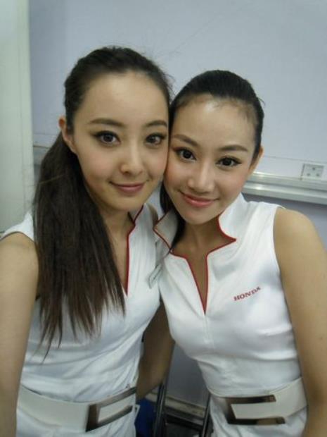 2008年cctv模特大赛冠军的名字叫什么