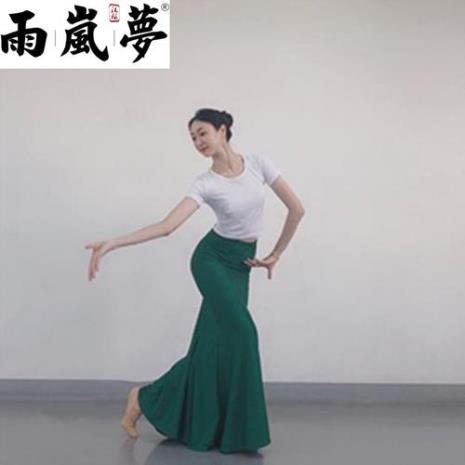 傣族舞蹈服装买大一码可以吗