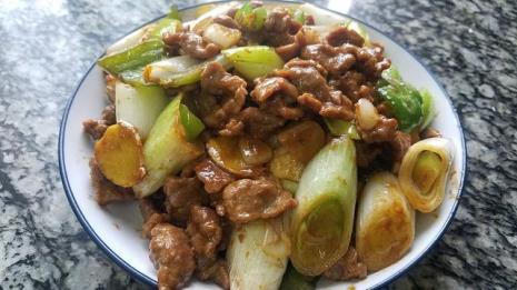 葱扒牛肉做法