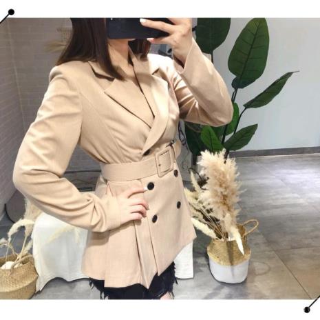 小红书想要发布自己的服装