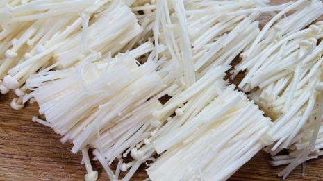 金针菇炒鸡蛋王刚