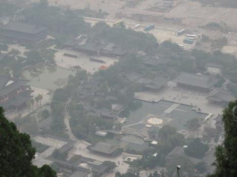 8月西安骊山后山凉快不
