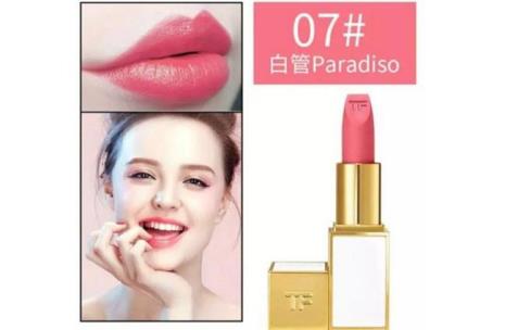 每个牌子的口红色号一样吗