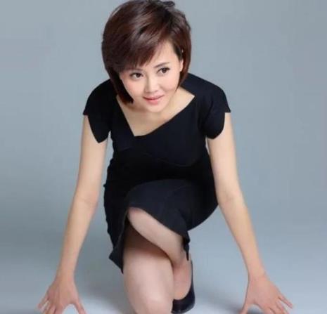 上海卫视美女主持人