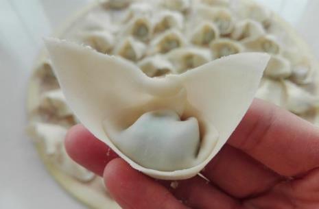 大馄饨馅的做法和包法