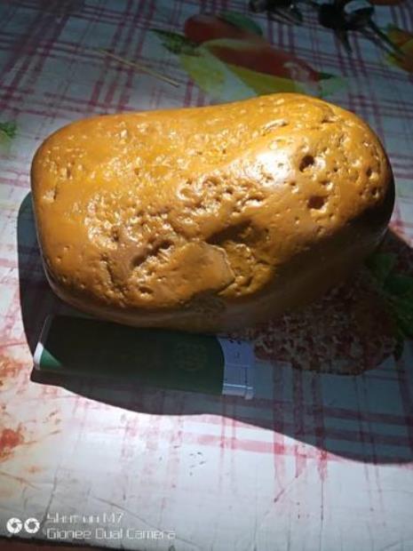 30多斤的黄蜡石能值多钱