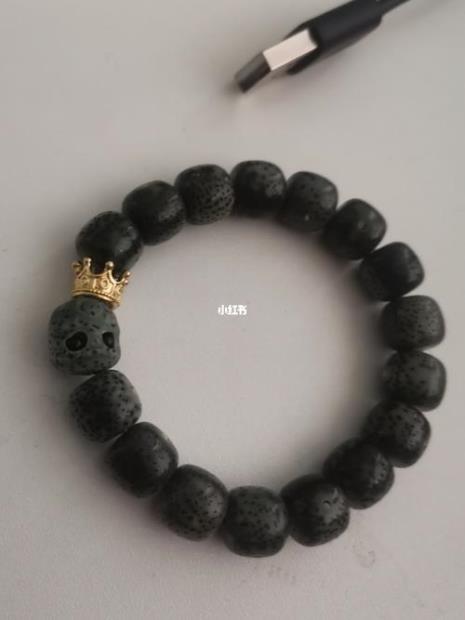 星月奶奶灰和绿幽灵哪个好