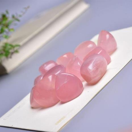 粉水晶用什么颜色的消磁石消磁